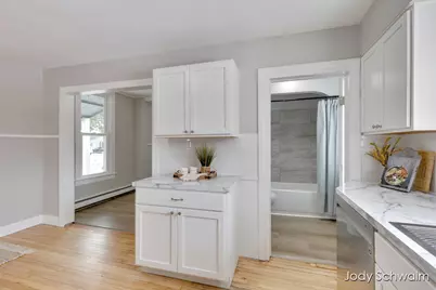 1407 Montgomery Avenue, Muskegon, MI 49441 - Photo 16