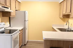 22039 E 11 Mile Rd, Saint Clair Shores, MI 48081 - Photo 12