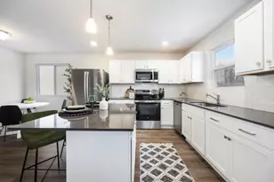 520 Snow Pne Ct, Cedar Springs, MI 49319 - Photo 8