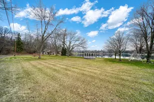 228 Oak Grove Dr, Brooklyn, MI 49230 - Photo 40