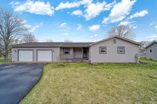 228 Oak Grove Dr, Brooklyn, MI 49230 - Photo 34