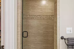 16831 Watersedge Dr, Grand Haven, MI 49417 - Photo 20