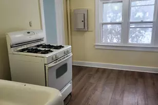 2417 Baker St, Muskegon, MI 49444 - Photo 4