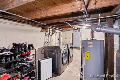 3809 Jefferson Avenue SE, Wyoming, MI 49548 - Photo 12