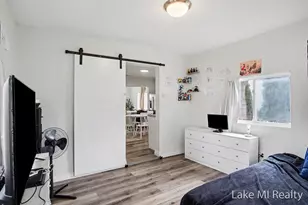 3809 Jefferson Ave SE, Wyoming, MI 49548 - Photo 4