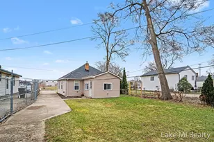 3809 Jefferson Ave SE, Wyoming, MI 49548 - Photo 16