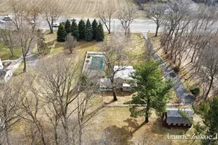 1181 Lake Michigan Dr NW, Grand Rapids, MI 49534 - Photo 2