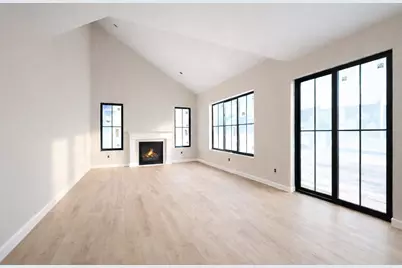 23379 Primrose Lane, Brownstown, MI 48183 - Photo 6