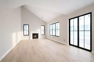 23379 Primrose Ln, Brownstown, MI 48183 - Photo 6