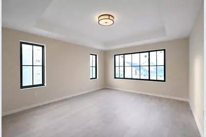 23379 Primrose Lane, Brownstown, MI 48183 - Photo 10