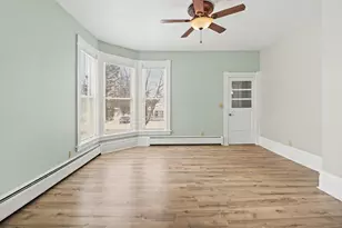 508 N James St, Ludington, MI 49431 - Photo 4