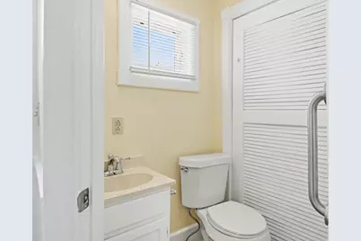 508 N James Street, Ludington, MI 49431 - Photo 18