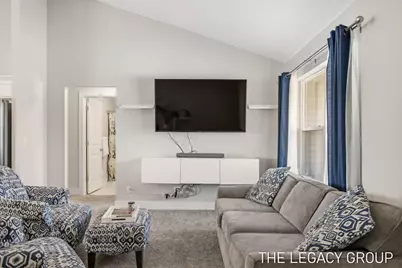 10417 Richfield Lane, Allendale, MI 49401 - Photo 6