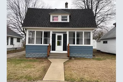 314 W Southern Avenue, Muskegon, MI 49441 - Photo 1