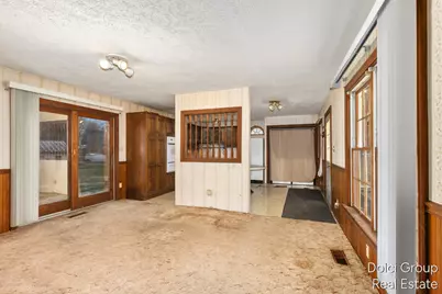 86 S Vosper Street, Saranac, MI 48881 - Photo 6