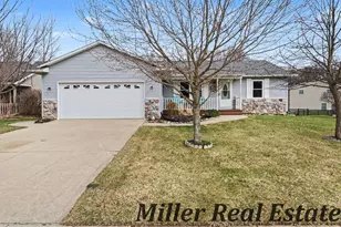 1425 S Montgomery St, Hastings, MI 49058 - Photo 1