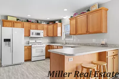 1425 S Montgomery Street, Hastings, MI 49058 - Photo 8