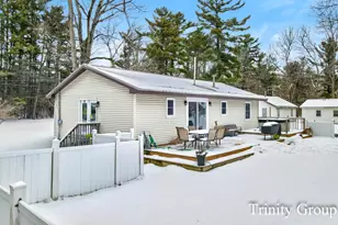 100 W Brooks St, Newaygo, MI 49337 - Photo 32