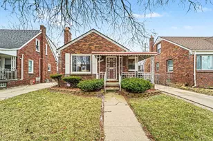 10827 Bonita St, Detroit, MI 48224 - Photo 2