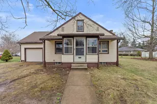 515 Maumee St, Jonesville, MI 49250 - Photo 1