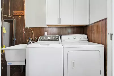 24337 Pennie Street, Dearborn Heights, MI 48125 - Photo 10