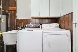 24337 Pennie St, Dearborn Heights, MI 48125 - Photo 10