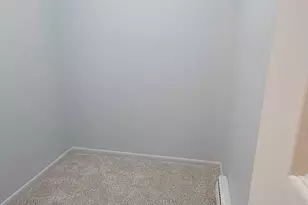 655 Robinwood Dr, Troy, MI 48083 - Photo 24