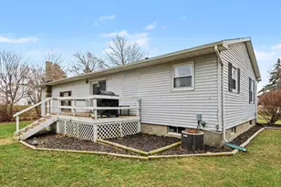 677 E Vermontville Hwy, Charlotte, MI 48813 - Photo 18