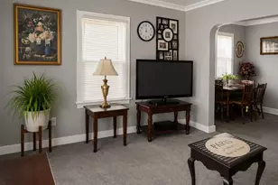 323 S Maurice Ave, Jackson, MI 49203 - Photo 6