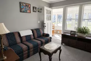 323 S Maurice Ave, Jackson, MI 49203 - Photo 4