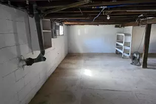 323 S Maurice Ave, Jackson, MI 49203 - Photo 24