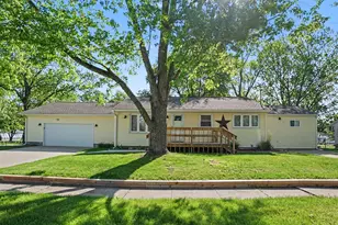 112 Poplar St, Gobles, MI 49055 - Photo 1