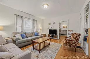725 Crescent St NE, Grand Rapids, MI 49503 - Photo 4