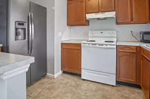 1216 Marigold Ave, East Lansing, MI 48823 - Photo 4