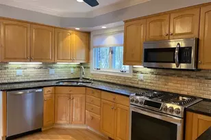 2310 Churchill Dr, Ann Arbor, MI 48103 - Photo 6