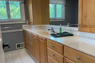 2310 Churchill Dr, Ann Arbor, MI 48103 - Photo 14
