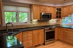 2310 Churchill Dr, Ann Arbor, MI 48103 - Photo 4