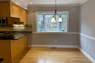 2310 Churchill Dr, Ann Arbor, MI 48103 - Photo 4