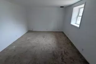 189 Ackerson Lake Dr, Jackson, MI 49201 - Photo 4