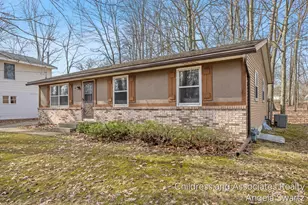 4287 Trojan Dr SW, Wyoming, MI 49519 - Photo 2