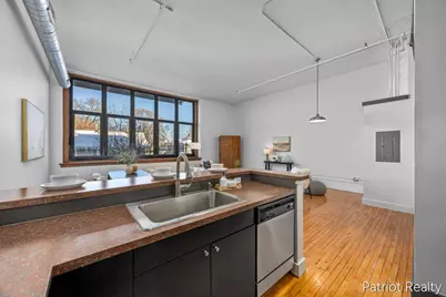 600 Broadway Avenue NW #204, Grand Rapids, MI 49504 - Photo 12