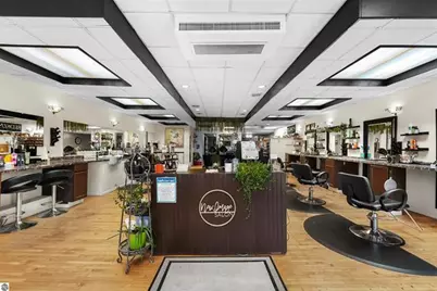 309 N Mitchell Street, Cadillac, MI 49601 - Photo 8