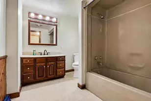 100 Westwood St, Hillsdale, MI 49242 - Photo 6