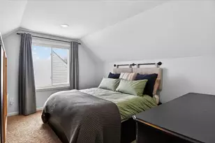 2333 Barrett Ave, Royal Oak, MI 48067 - Photo 10