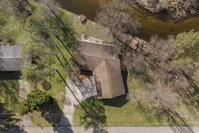 70902 Sunrise Drive, Edwardsburg, MI 49112 - Photo 34