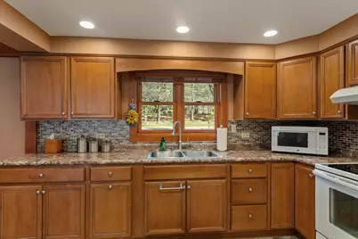 70902 Sunrise Drive, Edwardsburg, MI 49112 - Photo 14