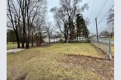 1101 E North Street, Greenville, MI 48838 - Photo 18