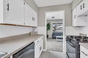 203 Dakota Ave, Ypsilanti, MI 48198 - Photo 10