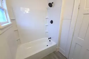 2128 5th St, Muskegon, MI 49444 - Photo 8