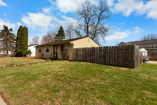 2 Faust Ct, Ann Arbor, MI 48108 - Photo 14